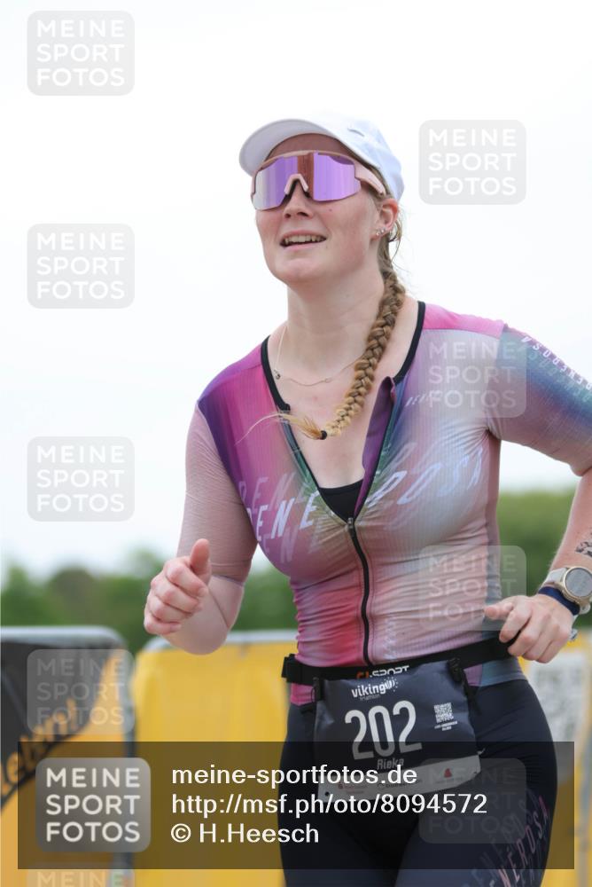 22.06.2025 - Viking Triathlon H.Heesch http://msf.ph/oto/8094572 22.06.2025 16:07:20 Laufen 202 meine-sportfotos.de