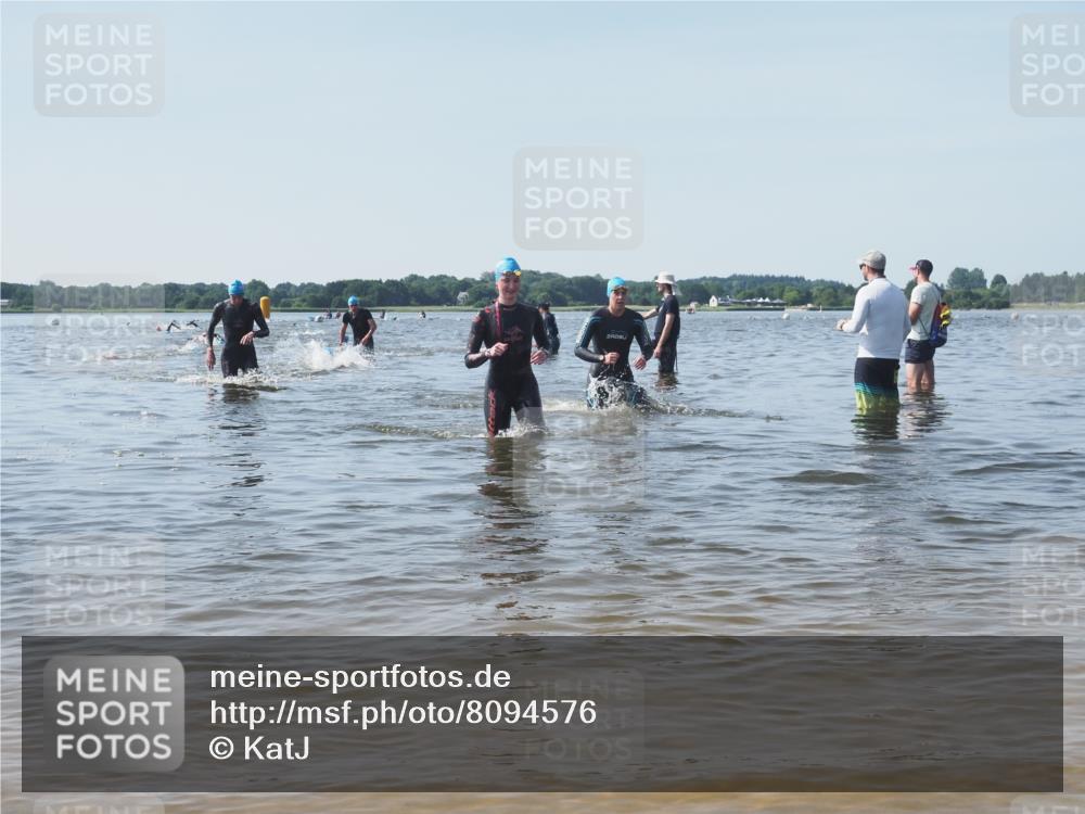 22.06.2025 - Viking Triathlon KatJ http://msf.ph/oto/8094576 22.06.2025 10:29:58 Schwimmen 175, 203, 264, 299, 374, 473 meine-sportfotos.de