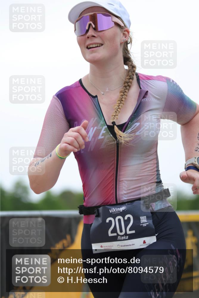 22.06.2025 - Viking Triathlon H.Heesch http://msf.ph/oto/8094579 22.06.2025 16:07:21 Laufen 202, 290 meine-sportfotos.de