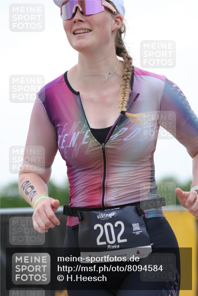 22.06.2025 - Viking Triathlon H.Heesch http://msf.ph/oto/8094584 22.06.2025 16:07:21 Laufen 202, 290 meine-sportfotos.de