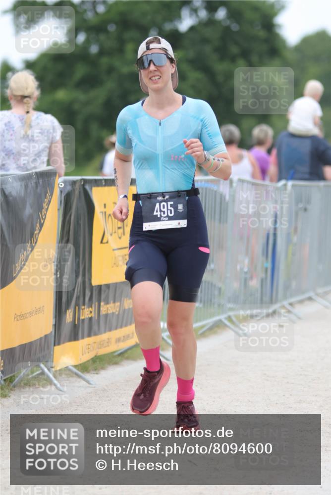 22.06.2025 - Viking Triathlon H.Heesch http://msf.ph/oto/8094600 22.06.2025 15:24:01 Laufen 37, 202, 495 meine-sportfotos.de