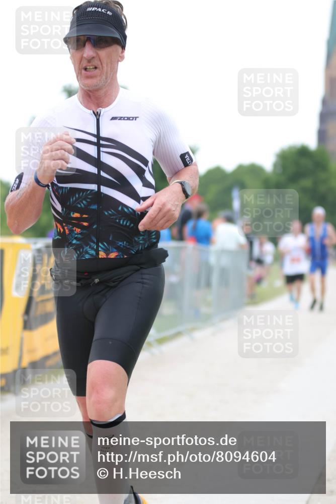 22.06.2025 - Viking Triathlon H.Heesch http://msf.ph/oto/8094604 22.06.2025 16:07:29 Laufen 109, 290 meine-sportfotos.de