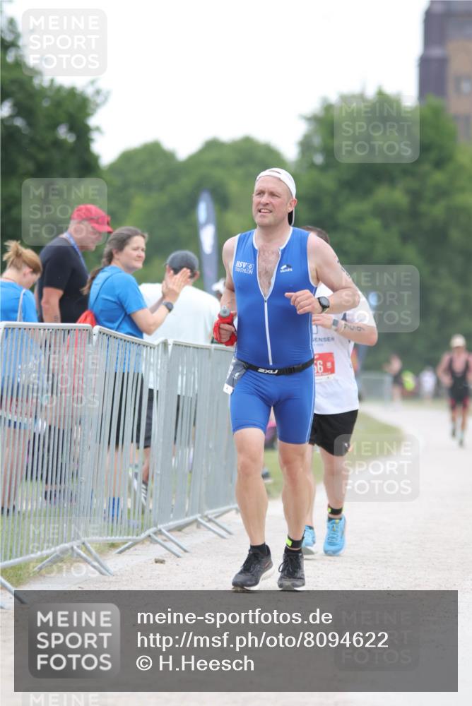 22.06.2025 - Viking Triathlon H.Heesch http://msf.ph/oto/8094622 22.06.2025 16:07:33 Laufen 109, 290, 656 meine-sportfotos.de