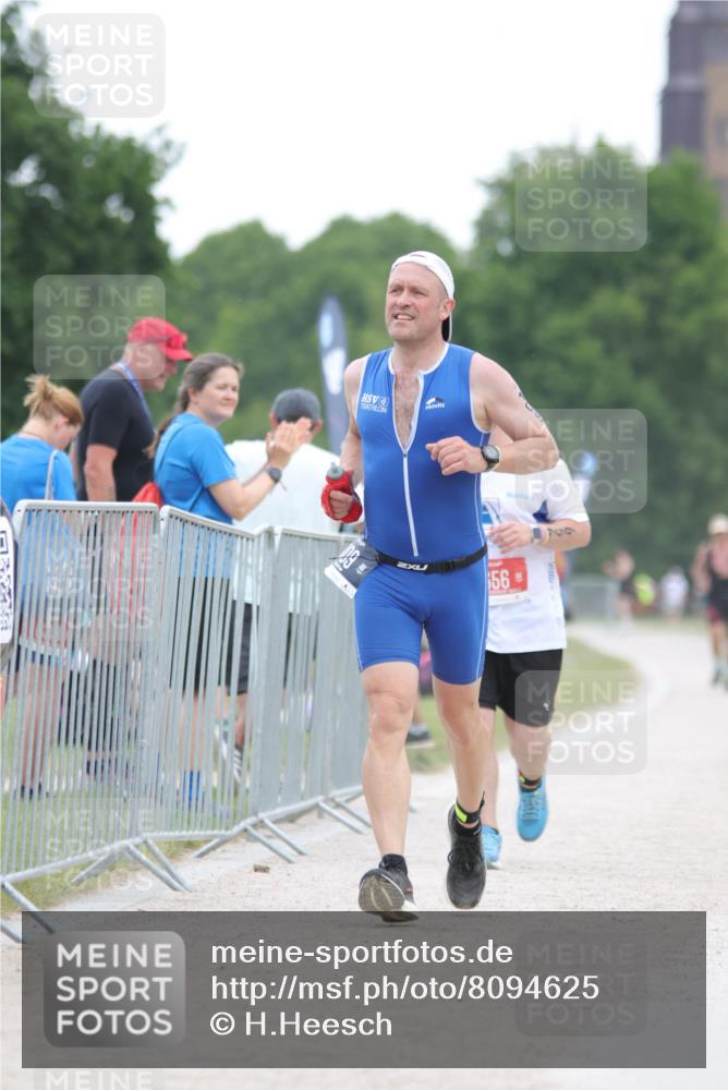 22.06.2025 - Viking Triathlon H.Heesch http://msf.ph/oto/8094625 22.06.2025 16:07:33 Laufen 109, 290, 656 meine-sportfotos.de