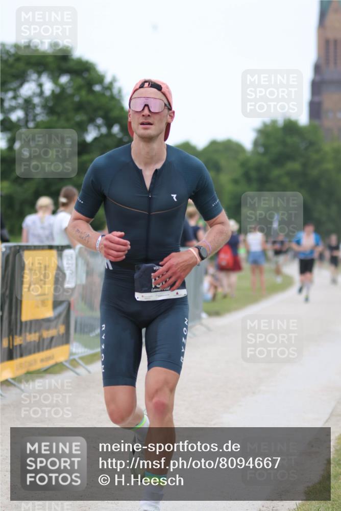 22.06.2025 - Viking Triathlon H.Heesch http://msf.ph/oto/8094667 22.06.2025 15:24:11 Laufen 185 meine-sportfotos.de