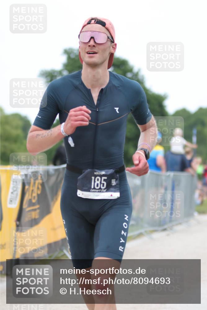 22.06.2025 - Viking Triathlon H.Heesch http://msf.ph/oto/8094693 22.06.2025 15:24:11 Laufen 185 meine-sportfotos.de