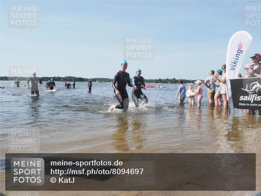 22.06.2025 - Viking Triathlon KatJ http://msf.ph/oto/8094697 22.06.2025 10:30:02 Schwimmen 175, 203, 264, 299, 374, 473 meine-sportfotos.de
