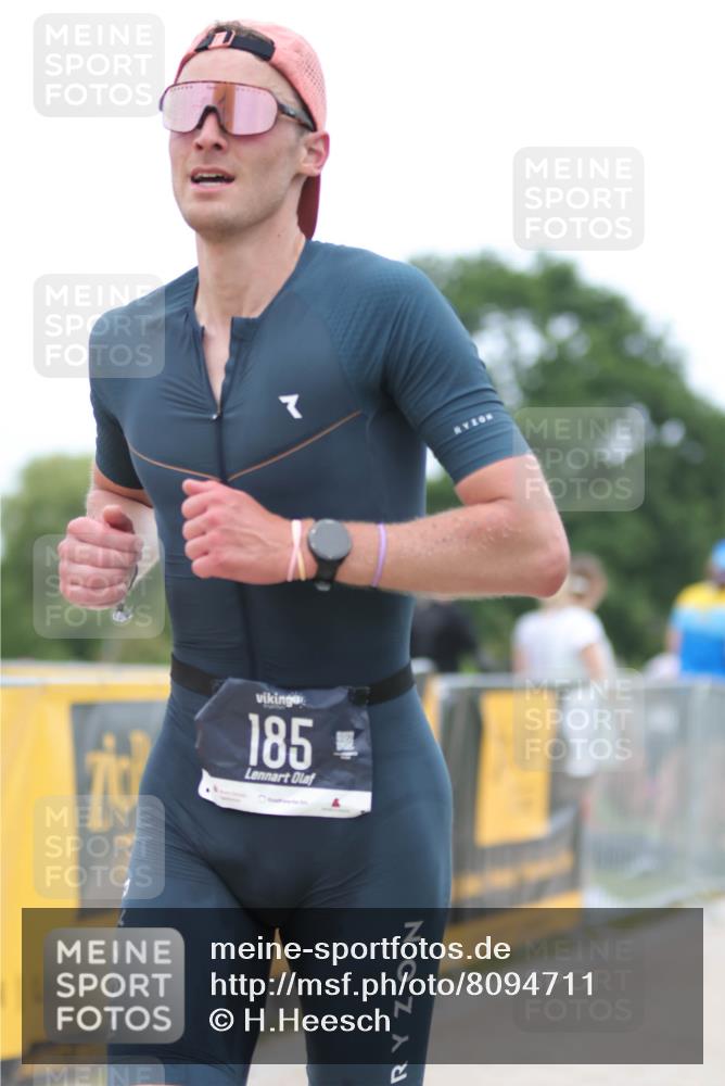 22.06.2025 - Viking Triathlon H.Heesch http://msf.ph/oto/8094711 22.06.2025 15:24:12 Laufen 185 meine-sportfotos.de
