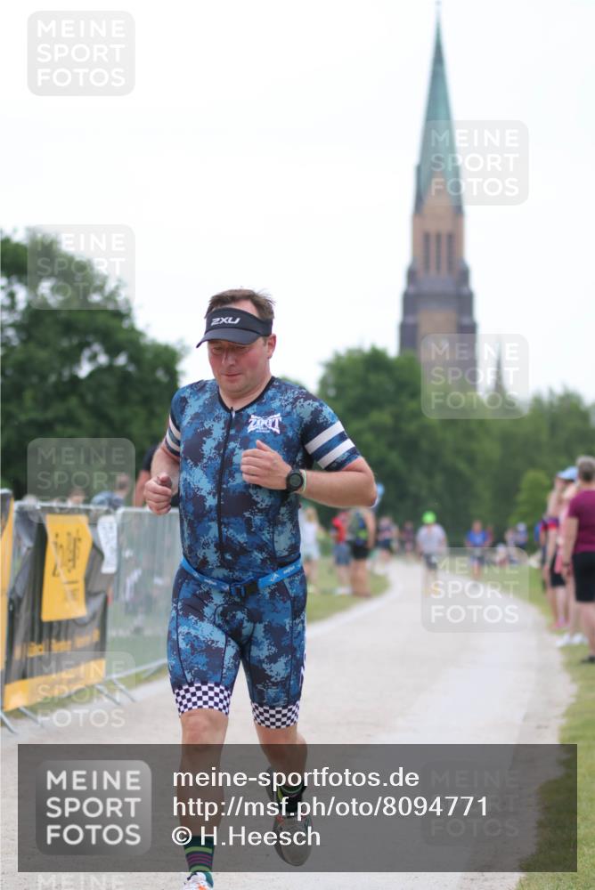 22.06.2025 - Viking Triathlon H.Heesch http://msf.ph/oto/8094771 22.06.2025 16:08:22 Laufen 466 meine-sportfotos.de