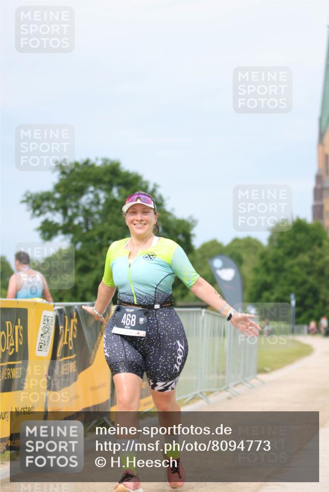 22.06.2025 - Viking Triathlon H.Heesch http://msf.ph/oto/8094773 22.06.2025 17:19:21 Laufen 468 meine-sportfotos.de