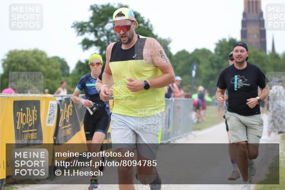 22.06.2025 - Viking Triathlon H.Heesch http://msf.ph/oto/8094785 22.06.2025 15:24:29 Laufen 210, 607 meine-sportfotos.de