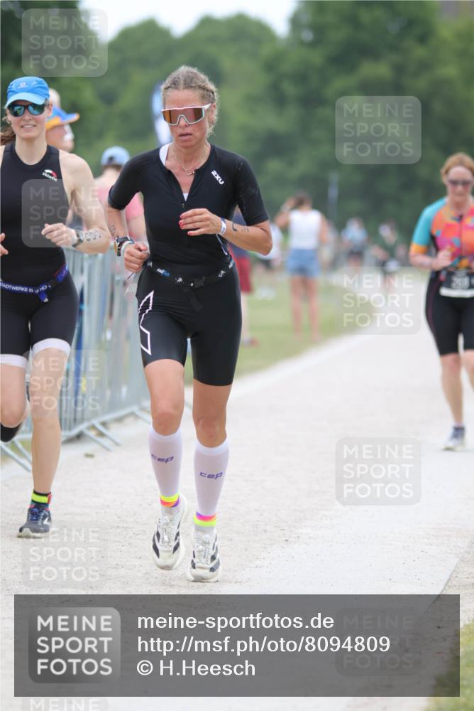 22.06.2025 - Viking Triathlon H.Heesch http://msf.ph/oto/8094809 22.06.2025 15:24:40 Laufen 60, 102, 200, 268 meine-sportfotos.de