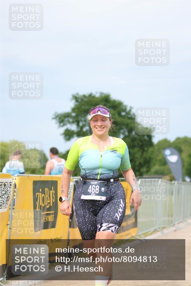 22.06.2025 - Viking Triathlon H.Heesch http://msf.ph/oto/8094813 22.06.2025 17:19:21 Laufen 468 meine-sportfotos.de