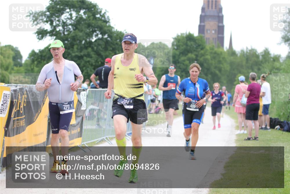 22.06.2025 - Viking Triathlon H.Heesch http://msf.ph/oto/8094826 22.06.2025 16:08:43 Laufen 234, 270, 488, 621 meine-sportfotos.de