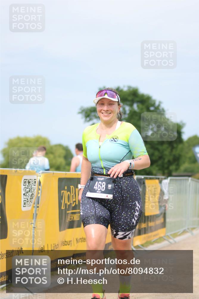 22.06.2025 - Viking Triathlon H.Heesch http://msf.ph/oto/8094832 22.06.2025 17:19:21 Laufen 468 meine-sportfotos.de