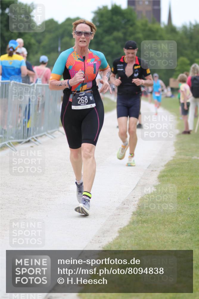 22.06.2025 - Viking Triathlon H.Heesch http://msf.ph/oto/8094838 22.06.2025 15:24:45 Laufen 60, 102, 200, 268 meine-sportfotos.de