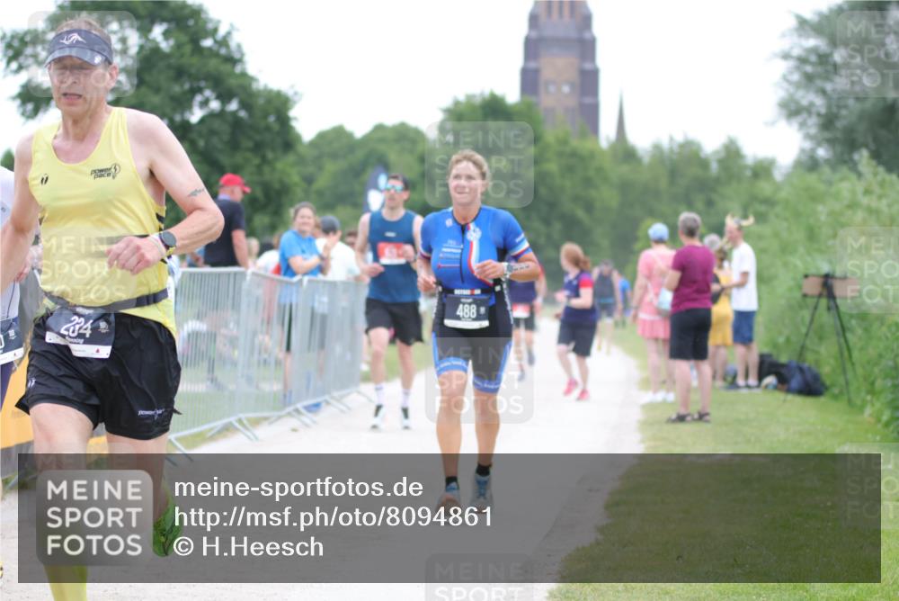 22.06.2025 - Viking Triathlon H.Heesch http://msf.ph/oto/8094861 22.06.2025 16:08:44 Laufen 234, 270, 488, 621 meine-sportfotos.de