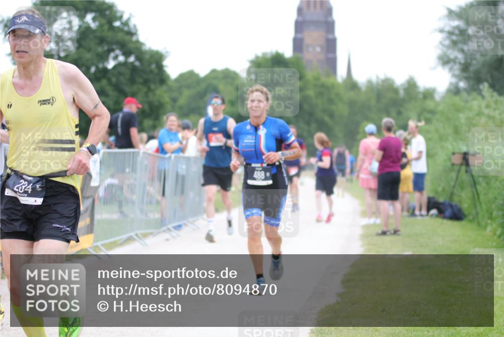 22.06.2025 - Viking Triathlon H.Heesch http://msf.ph/oto/8094870 22.06.2025 16:08:44 Laufen 234, 270, 488, 621 meine-sportfotos.de