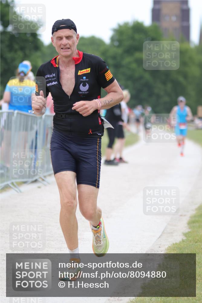 22.06.2025 - Viking Triathlon H.Heesch http://msf.ph/oto/8094880 22.06.2025 15:24:48 Laufen 102, 268 meine-sportfotos.de