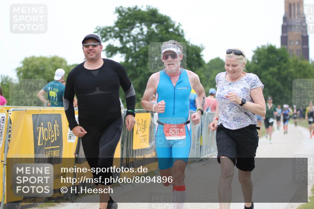 22.06.2025 - Viking Triathlon H.Heesch http://msf.ph/oto/8094896 22.06.2025 15:24:57 Laufen 626 meine-sportfotos.de