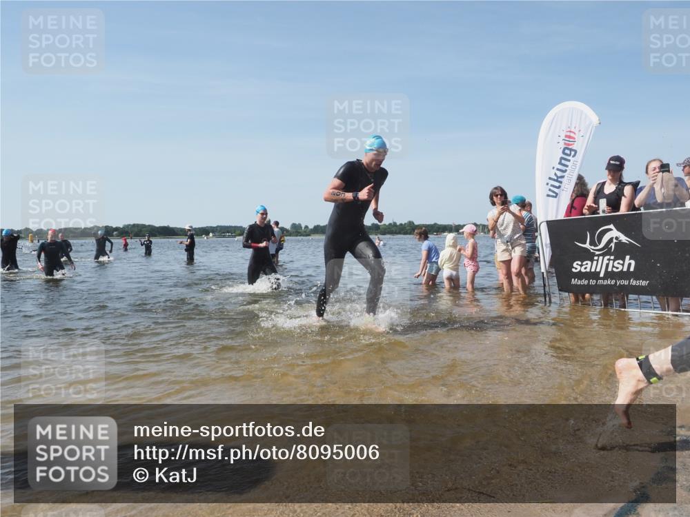 22.06.2025 - Viking Triathlon KatJ http://msf.ph/oto/8095006 22.06.2025 10:30:14 Schwimmen 132, 175, 203, 374, 381, 491, 626, 643 meine-sportfotos.de