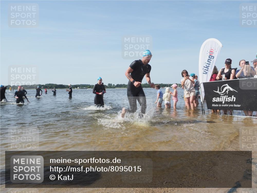 22.06.2025 - Viking Triathlon KatJ http://msf.ph/oto/8095015 22.06.2025 10:30:14 Schwimmen 132, 175, 203, 374, 381, 491, 626, 643 meine-sportfotos.de