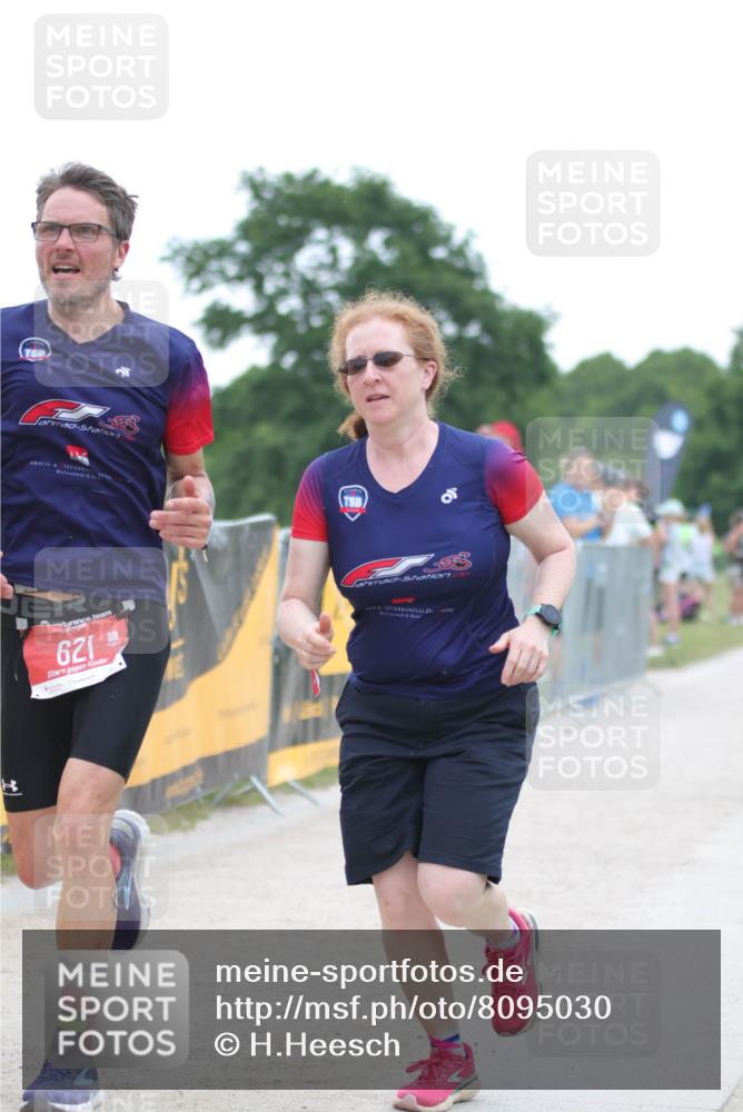 22.06.2025 - Viking Triathlon H.Heesch http://msf.ph/oto/8095030 22.06.2025 16:08:51 Laufen 488, 621 meine-sportfotos.de