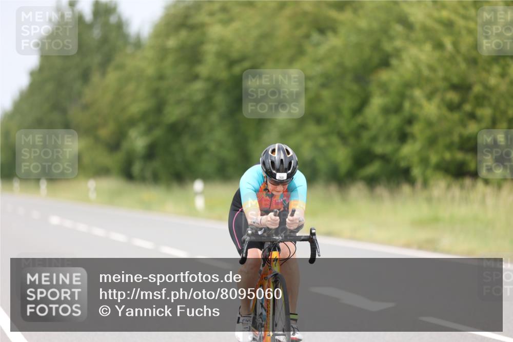22.06.2025 - Viking Triathlon Yannick Fuchs http://msf.ph/oto/8095060 22.06.2025 13:53:23 Radfahren 268 meine-sportfotos.de