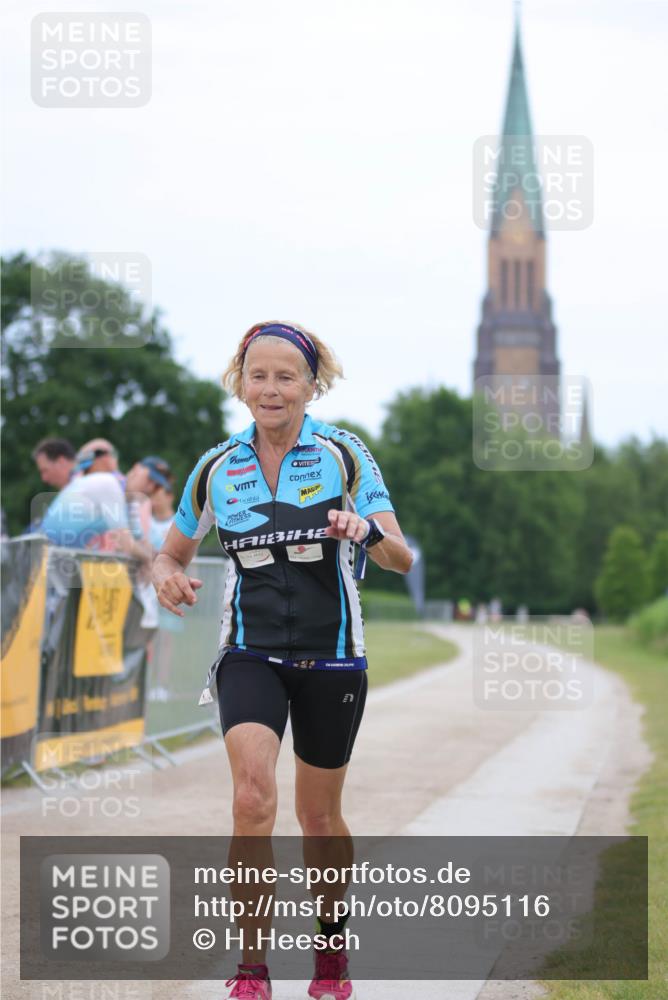 22.06.2025 - Viking Triathlon H.Heesch http://msf.ph/oto/8095116 22.06.2025 17:26:28 Laufen 190 meine-sportfotos.de