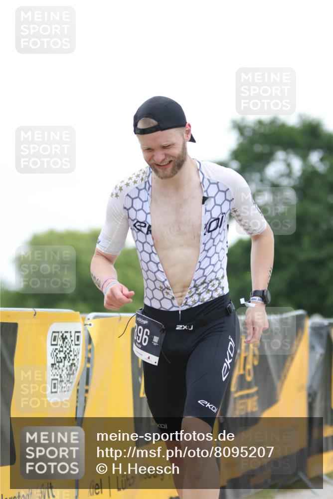 22.06.2025 - Viking Triathlon H.Heesch http://msf.ph/oto/8095207 22.06.2025 16:10:05 Laufen 396, 605 meine-sportfotos.de