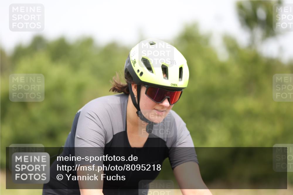 22.06.2025 - Viking Triathlon Yannick Fuchs http://msf.ph/oto/8095218 22.06.2025 13:56:20 Radfahren 319 meine-sportfotos.de