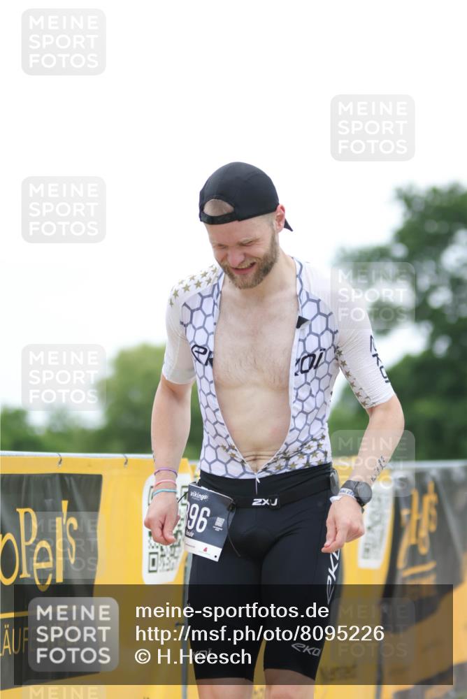 22.06.2025 - Viking Triathlon H.Heesch http://msf.ph/oto/8095226 22.06.2025 16:10:06 Laufen 396, 605 meine-sportfotos.de
