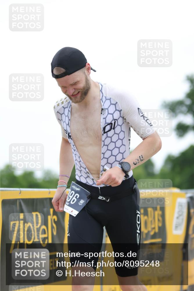 22.06.2025 - Viking Triathlon H.Heesch http://msf.ph/oto/8095248 22.06.2025 16:10:06 Laufen 396, 605 meine-sportfotos.de