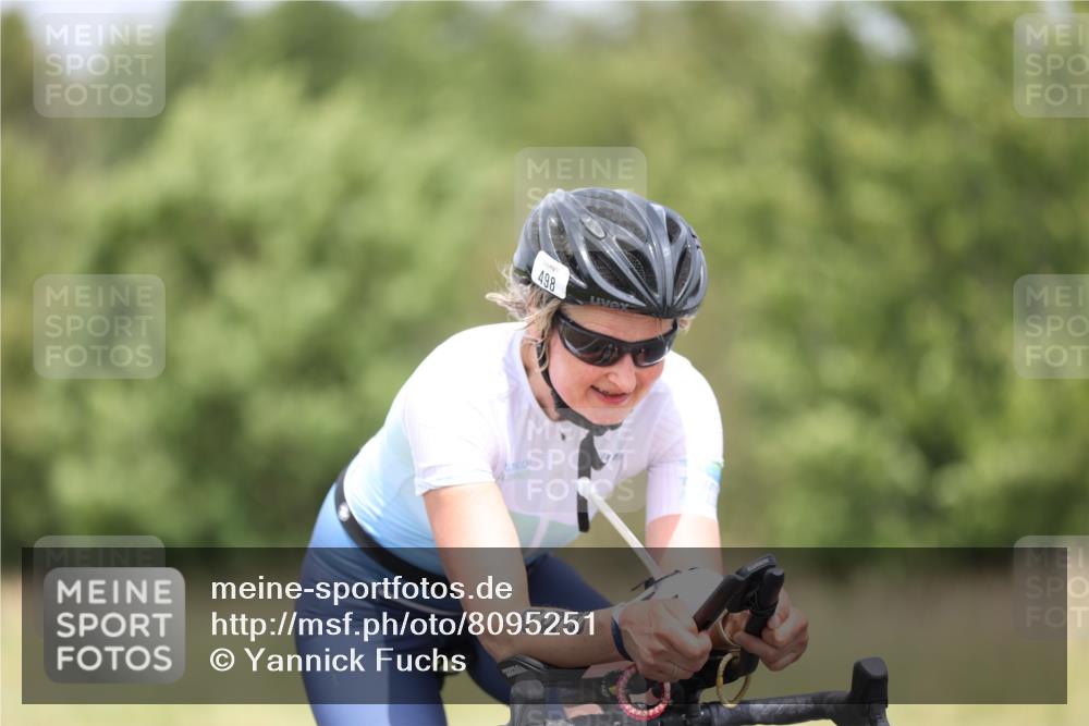 22.06.2025 - Viking Triathlon Yannick Fuchs http://msf.ph/oto/8095251 22.06.2025 14:03:54 Radfahren 498 meine-sportfotos.de