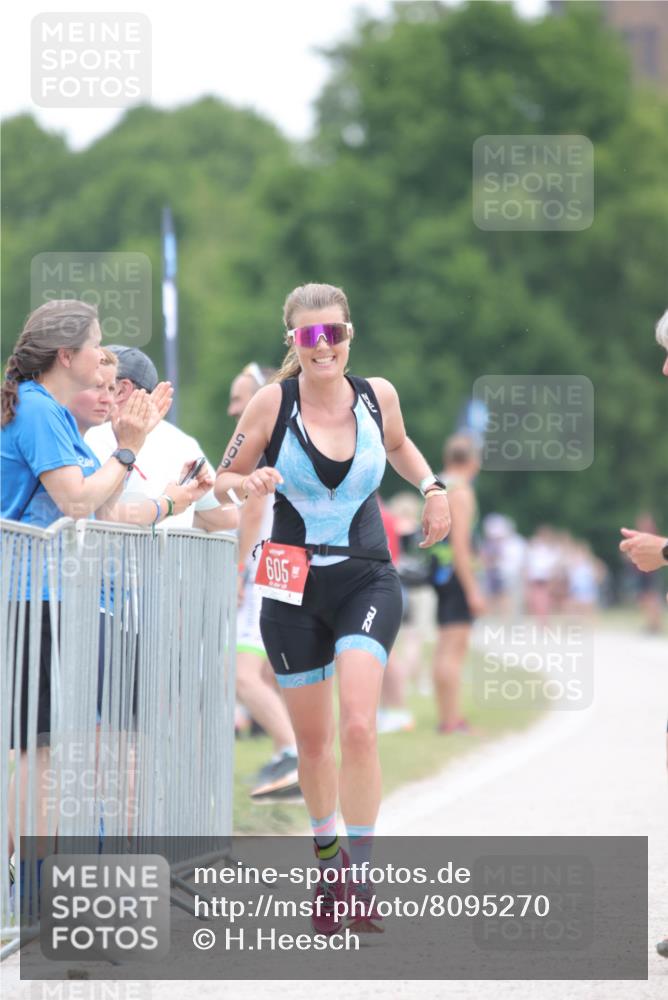22.06.2025 - Viking Triathlon H.Heesch http://msf.ph/oto/8095270 22.06.2025 16:10:09 Laufen 396, 605 meine-sportfotos.de