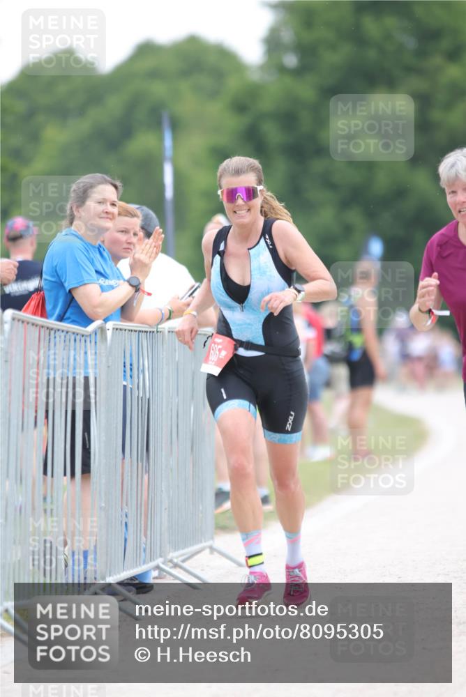 22.06.2025 - Viking Triathlon H.Heesch http://msf.ph/oto/8095305 22.06.2025 16:10:10 Laufen 396, 605 meine-sportfotos.de