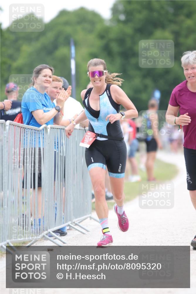 22.06.2025 - Viking Triathlon H.Heesch http://msf.ph/oto/8095320 22.06.2025 16:10:10 Laufen 396, 605 meine-sportfotos.de