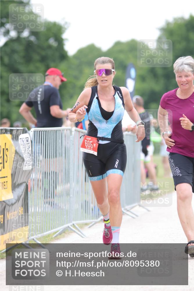 22.06.2025 - Viking Triathlon H.Heesch http://msf.ph/oto/8095380 22.06.2025 16:10:11 Laufen 605 meine-sportfotos.de