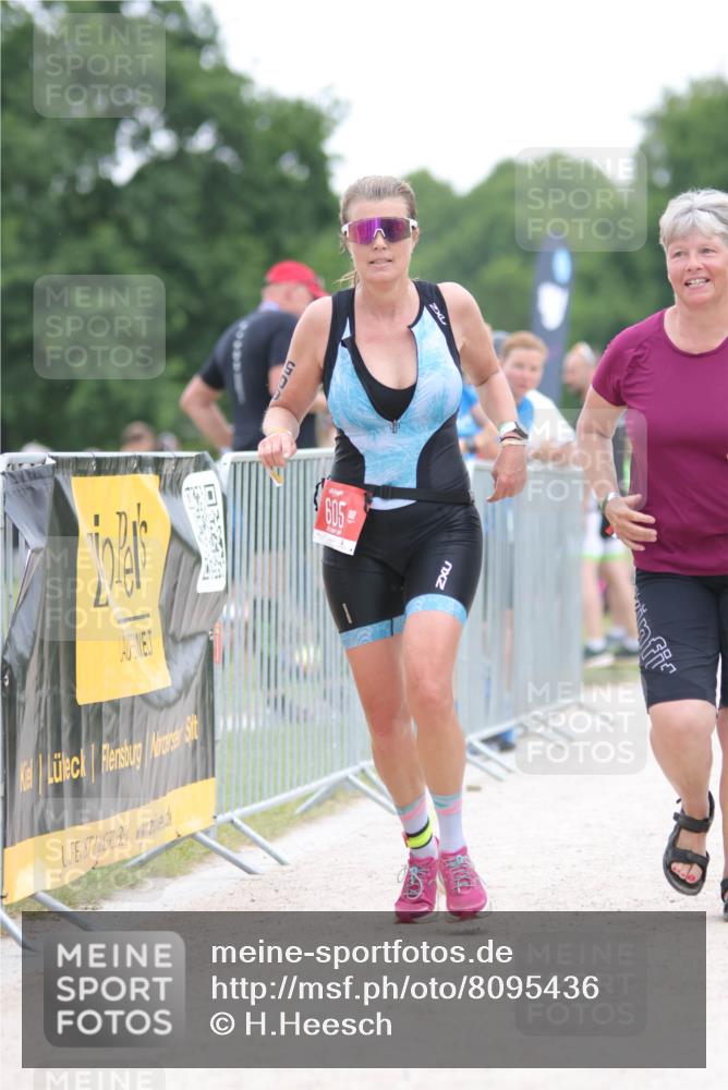 22.06.2025 - Viking Triathlon H.Heesch http://msf.ph/oto/8095436 22.06.2025 16:10:12 Laufen 605 meine-sportfotos.de