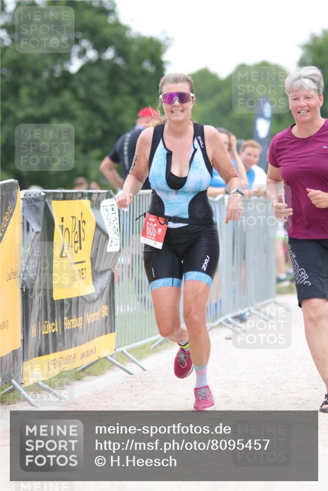 22.06.2025 - Viking Triathlon H.Heesch http://msf.ph/oto/8095457 22.06.2025 16:10:12 Laufen 605 meine-sportfotos.de