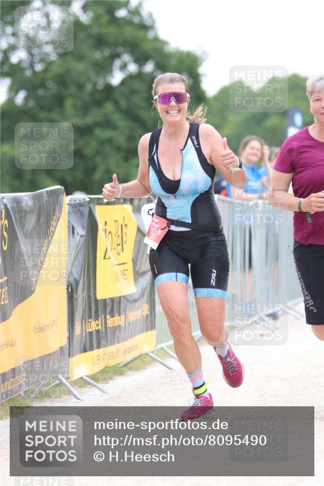 22.06.2025 - Viking Triathlon H.Heesch http://msf.ph/oto/8095490 22.06.2025 16:10:12 Laufen 605 meine-sportfotos.de