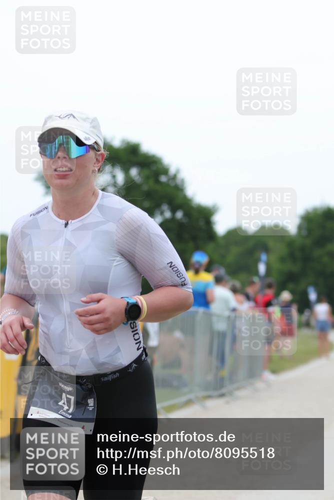 22.06.2025 - Viking Triathlon H.Heesch http://msf.ph/oto/8095518 22.06.2025 15:28:43 Laufen 47, 68 meine-sportfotos.de