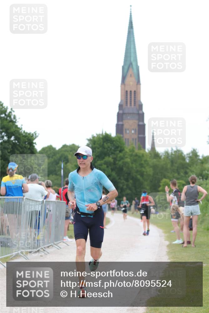 22.06.2025 - Viking Triathlon H.Heesch http://msf.ph/oto/8095524 22.06.2025 15:28:48 Laufen 68 meine-sportfotos.de