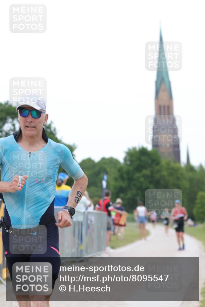 22.06.2025 - Viking Triathlon H.Heesch http://msf.ph/oto/8095547 22.06.2025 15:28:49 Laufen 68 meine-sportfotos.de