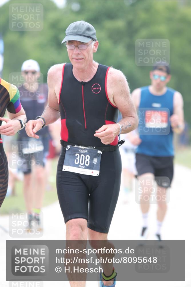 22.06.2025 - Viking Triathlon H.Heesch http://msf.ph/oto/8095648 22.06.2025 15:29:42 Laufen 308, 379, 433 meine-sportfotos.de