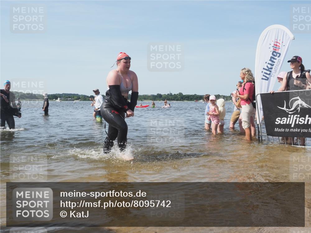 22.06.2025 - Viking Triathlon KatJ http://msf.ph/oto/8095742 22.06.2025 10:30:46 Schwimmen 13, 45, 162, 188, 444, 630, 651 meine-sportfotos.de