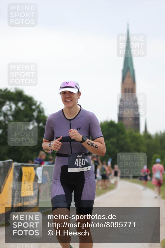 22.06.2025 - Viking Triathlon H.Heesch http://msf.ph/oto/8095771 22.06.2025 16:10:47 Laufen 460 meine-sportfotos.de