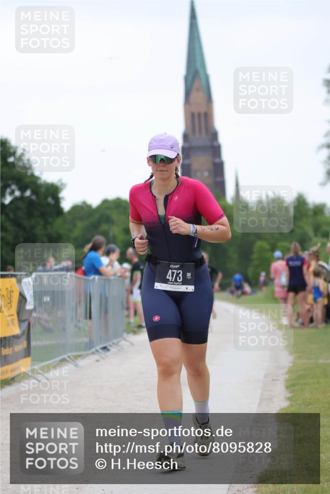 22.06.2025 - Viking Triathlon H.Heesch http://msf.ph/oto/8095828 22.06.2025 16:11:10 Laufen 473 meine-sportfotos.de