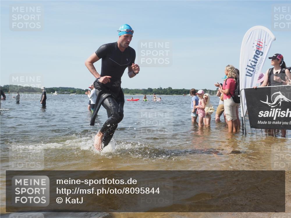 22.06.2025 - Viking Triathlon KatJ http://msf.ph/oto/8095844 22.06.2025 10:30:50 Schwimmen 45, 162, 188, 444, 510, 630, 651 meine-sportfotos.de