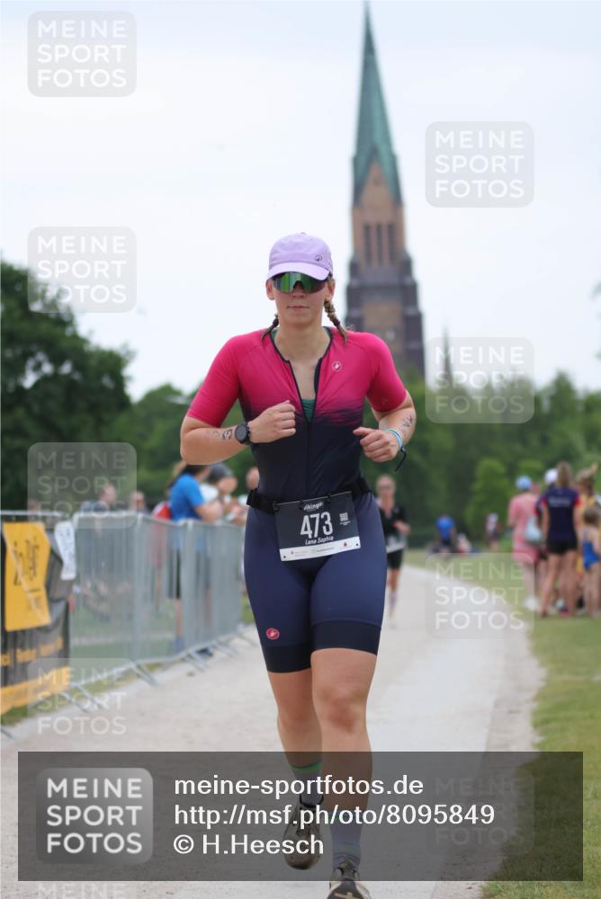 22.06.2025 - Viking Triathlon H.Heesch http://msf.ph/oto/8095849 22.06.2025 16:11:10 Laufen 473 meine-sportfotos.de